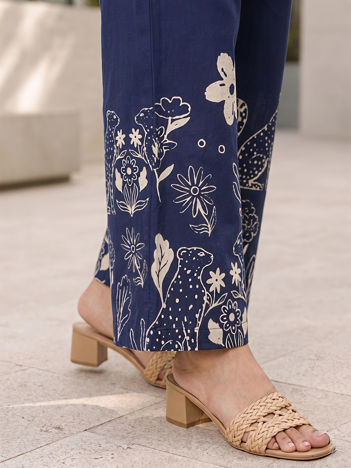 Women Blue Printed Kurta Pant Soft Fabric Co-ord Set