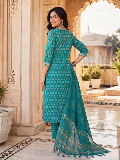 Green Printed Women Kurta Set V-Neck Three Quarter Sleeve
