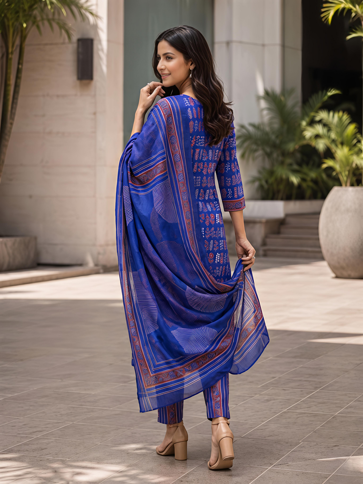 Blue Printed Women Kurta Set Round Neck Three Quarter Sleeve