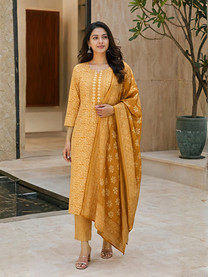 Women Yellow Printed Kurta Set Round Neck Festive Style Soft