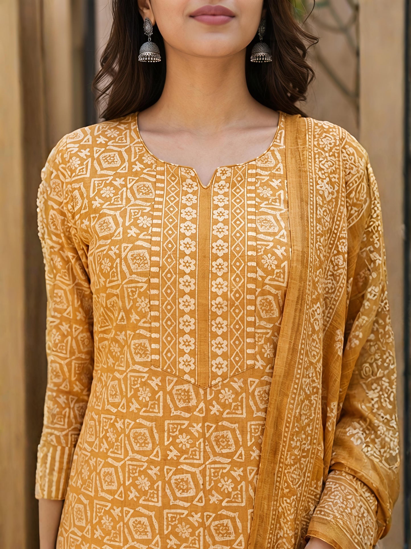 Women Yellow Printed Kurta Set Round Neck Festive Style Soft