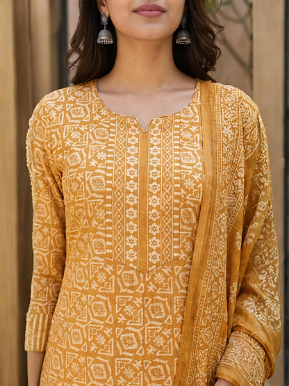 Women Yellow Printed Kurta Set Round Neck Festive Style Soft