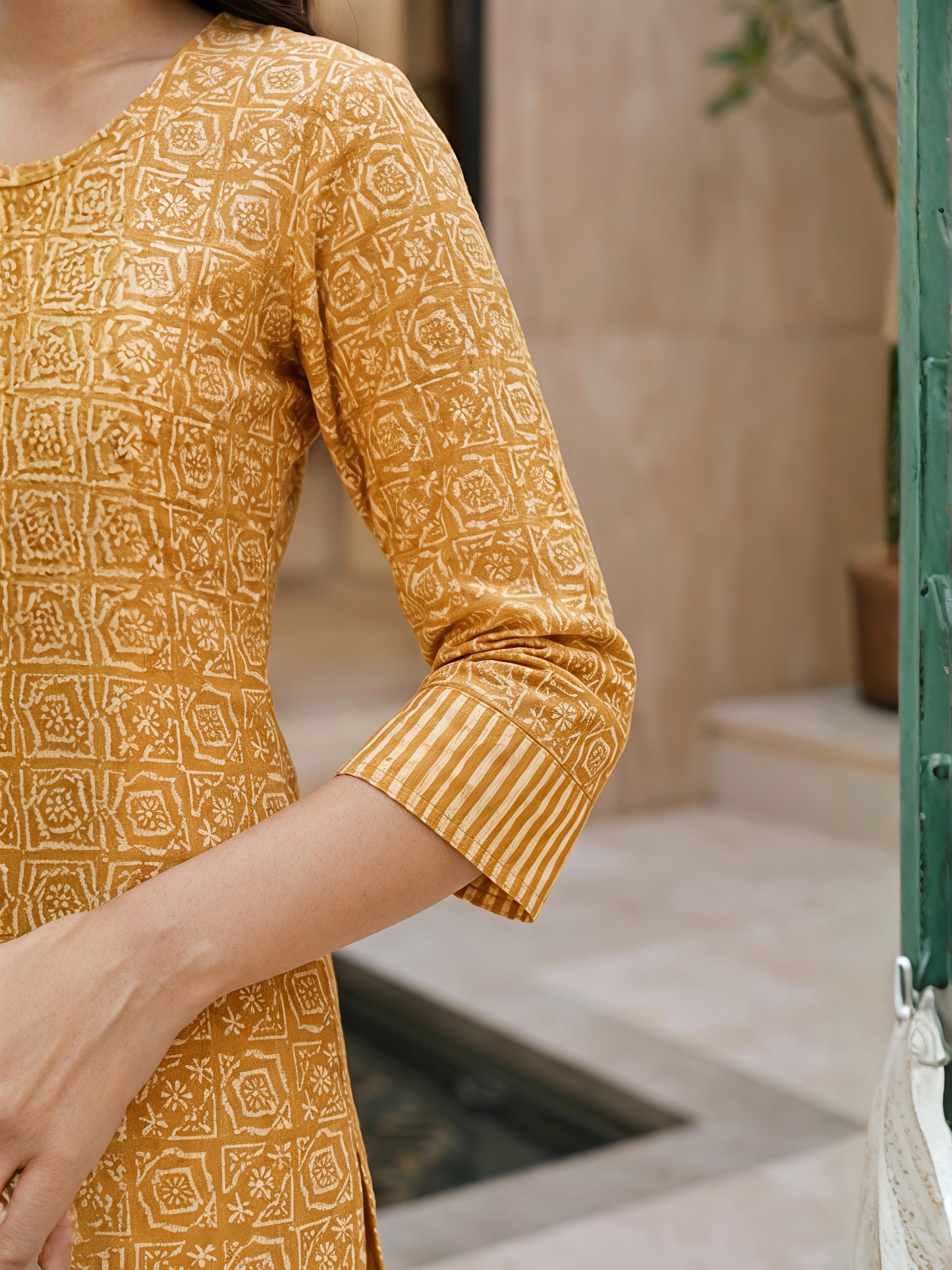 Women Yellow Printed Kurta Set Round Neck Festive Style Soft