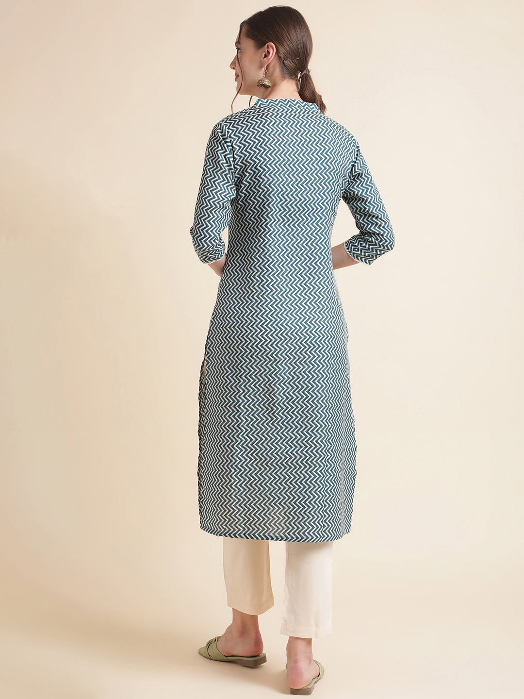 Aqua Zigzag Cotton Blend Women Kurtas