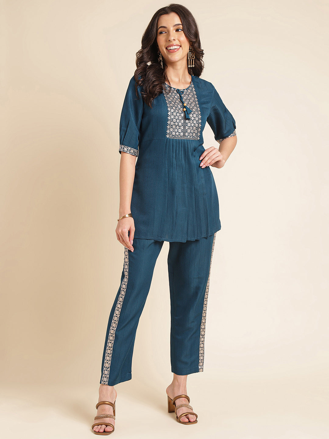 Blue Embroidered Straight Round Neck Co-ord Set