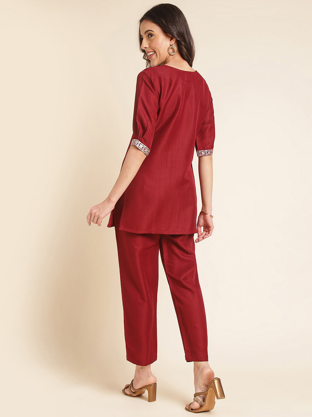 Red Embroidered Straight Round Neck Co-ord Set