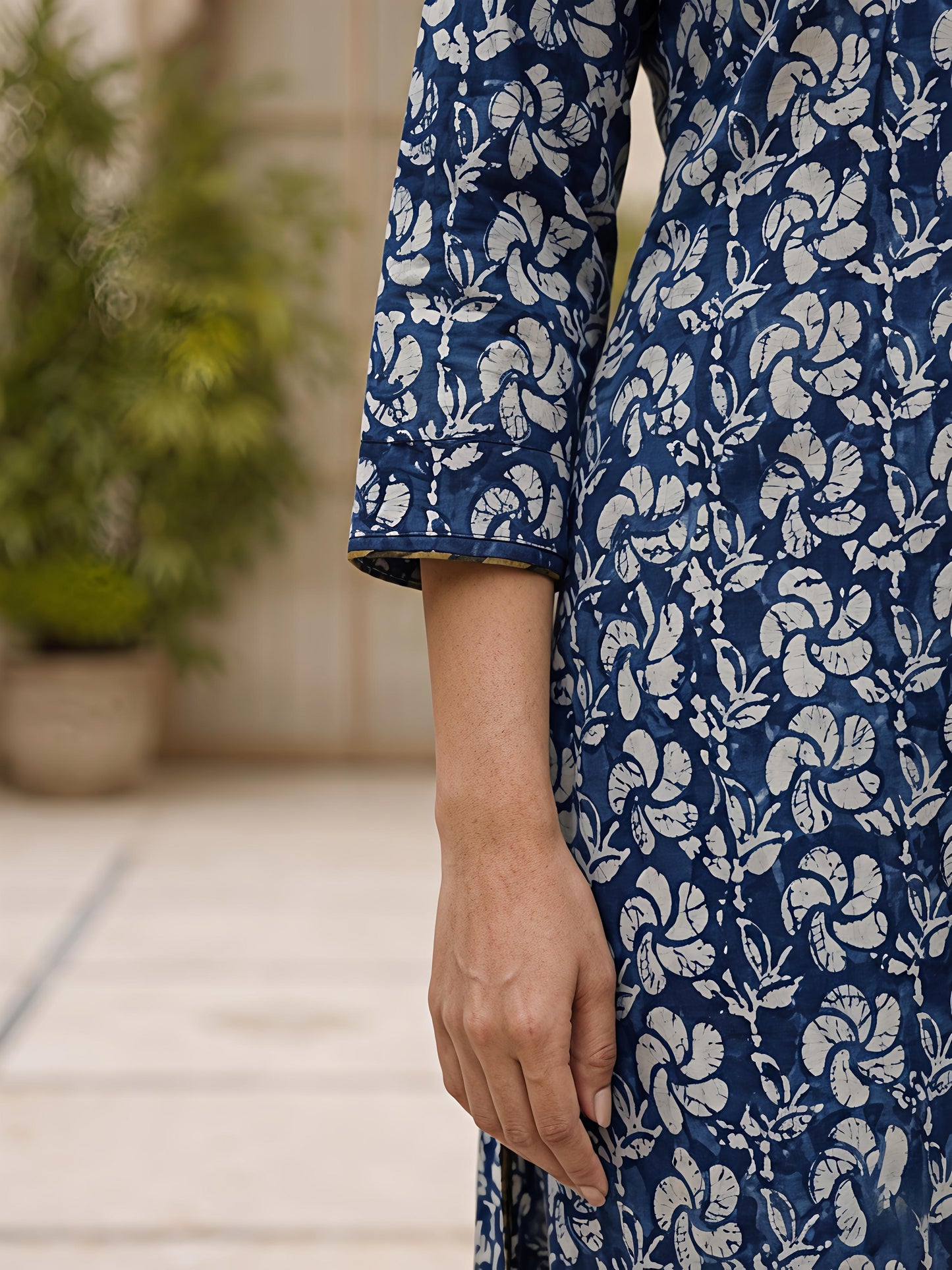 Blue Ethnic V-Neck Rayon Printed Kurta Set Stylish Outfit