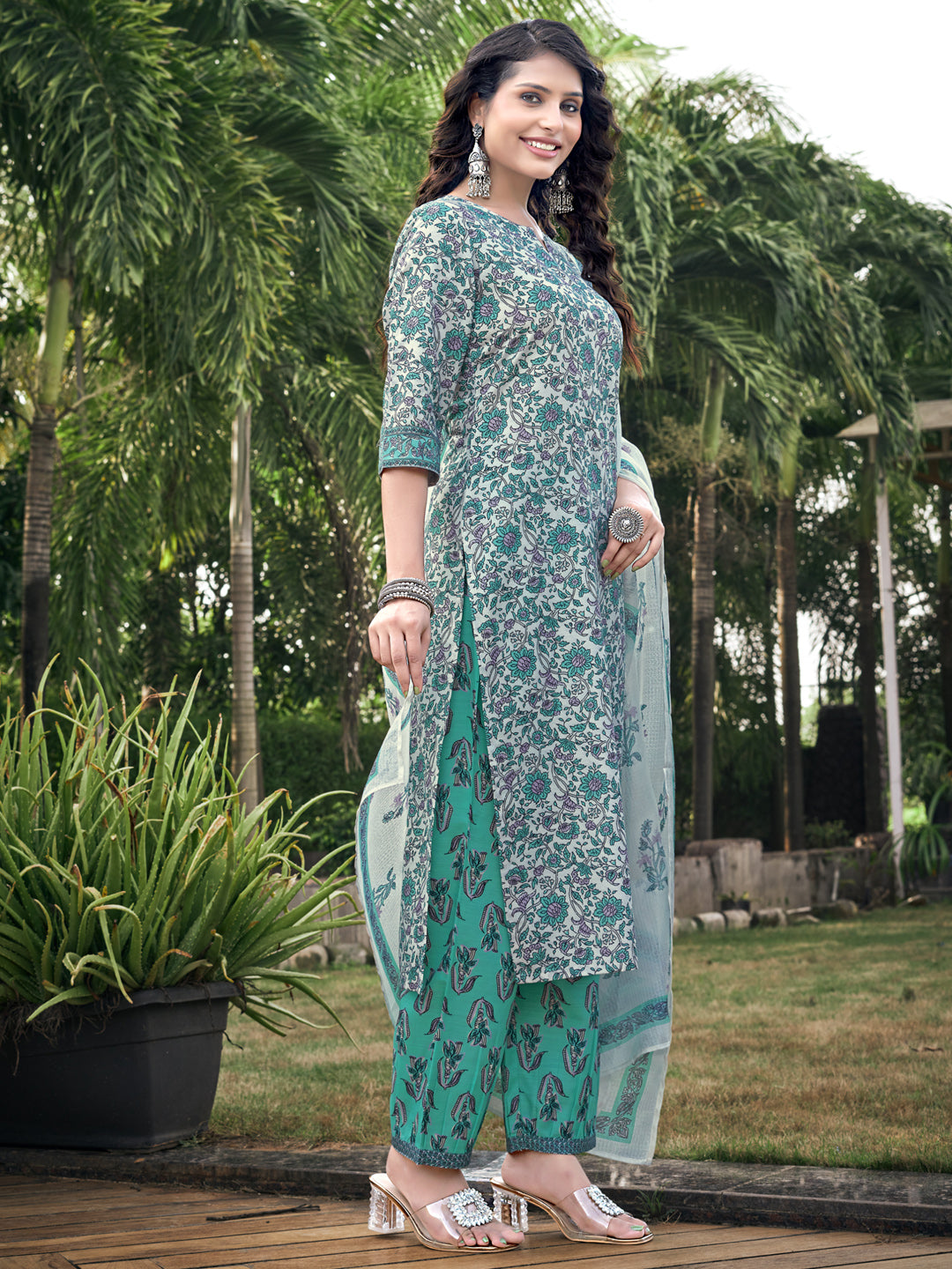 White & Blue Floral Printed Rayon V-Neck Kurta Set