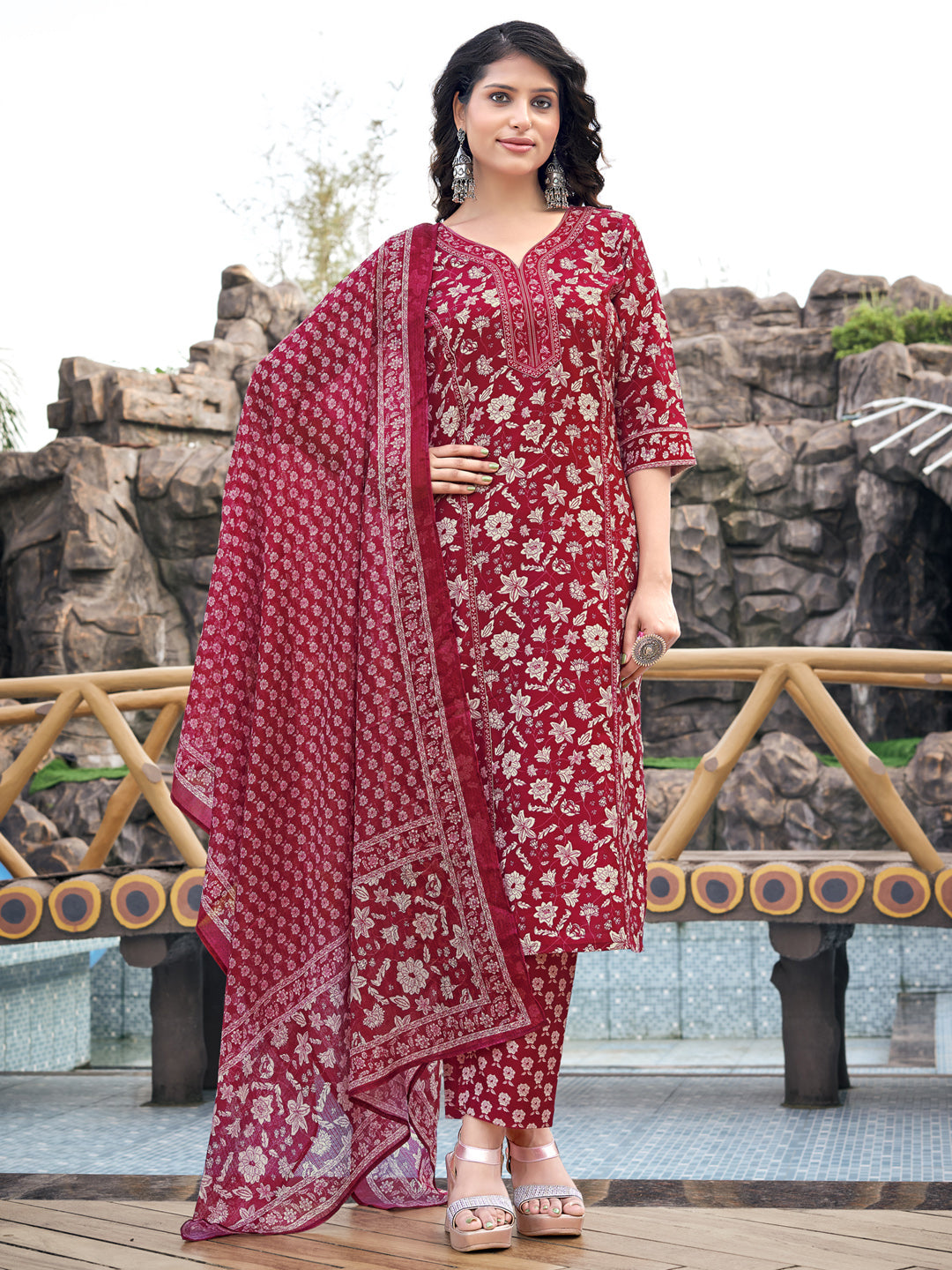 Pink Printed Straight V-Neck Kurta Set