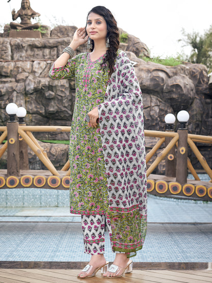 Green Printed V-Neck Kurta Pant with Dupatta