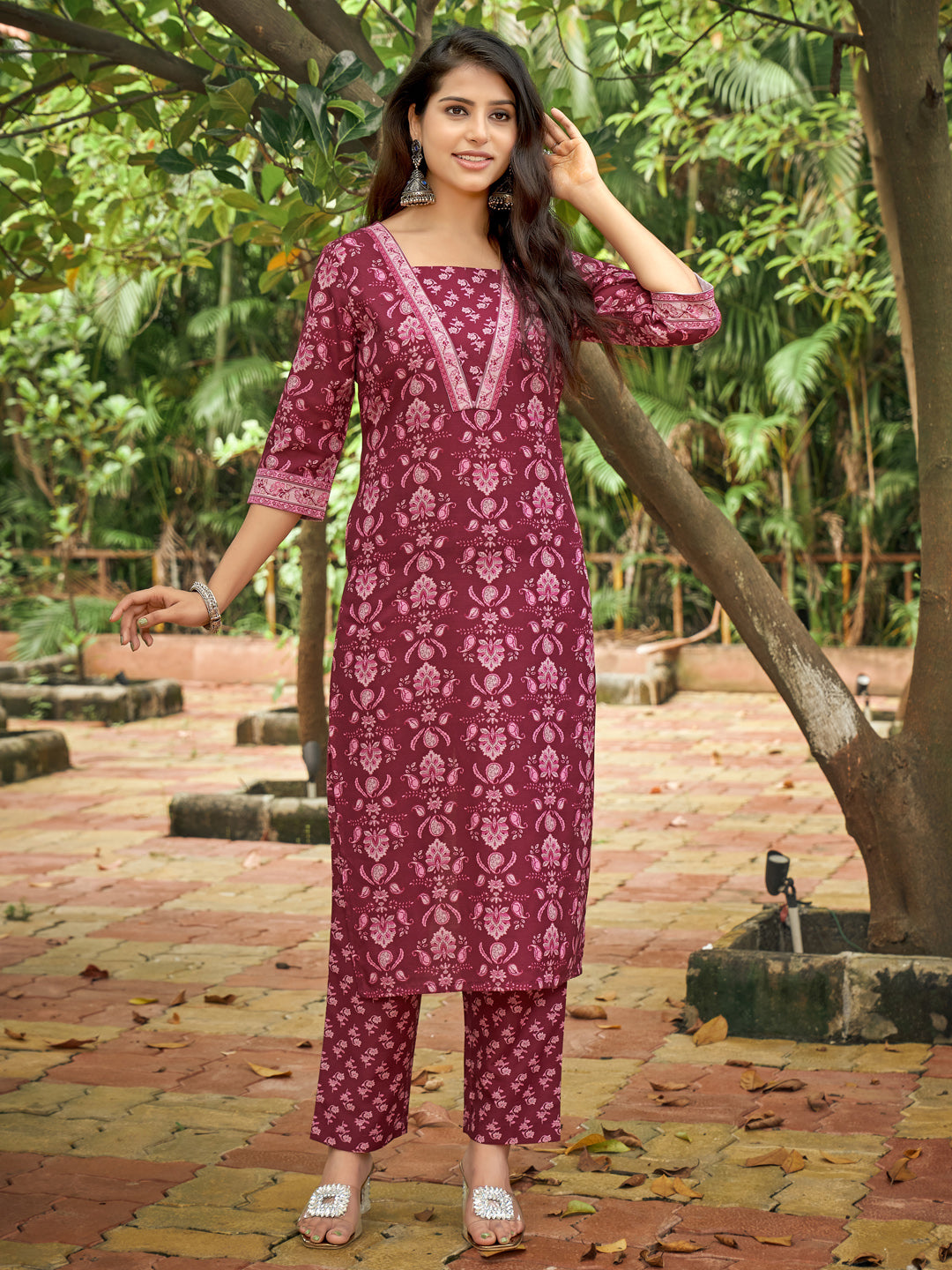 Maroon Floral Print V-Neck Kurta Set