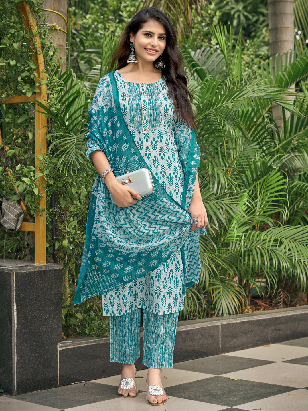 Sea Green Motifs Round Neck Kurta Set