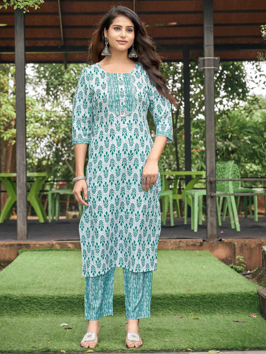 Sea Green Motifs Round Neck Kurta Set