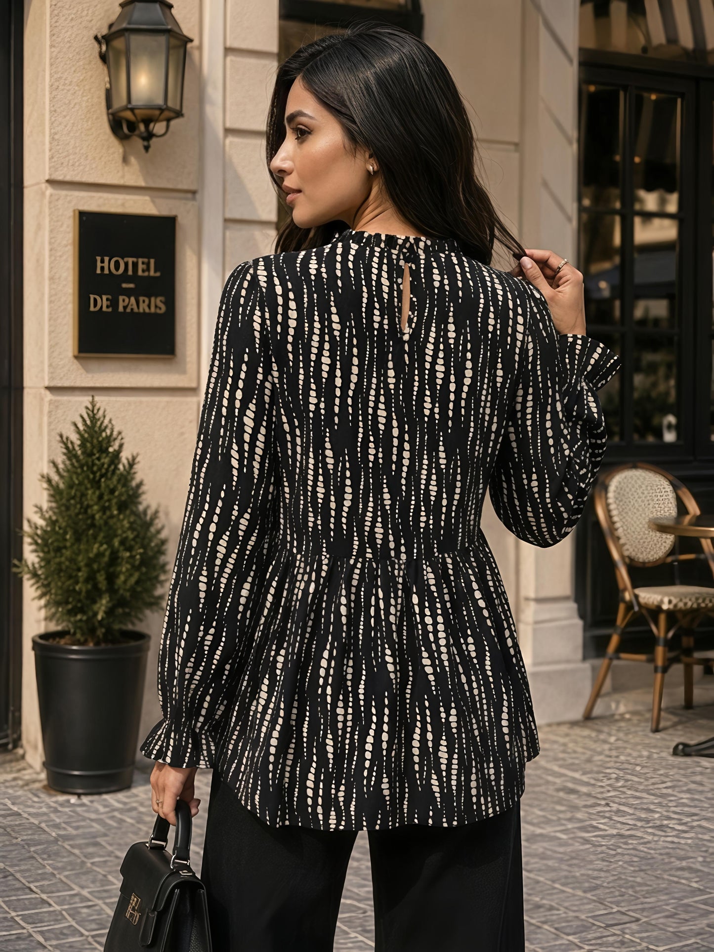 Black Printed Round Neck Long Sleeve Casual Tunic Top