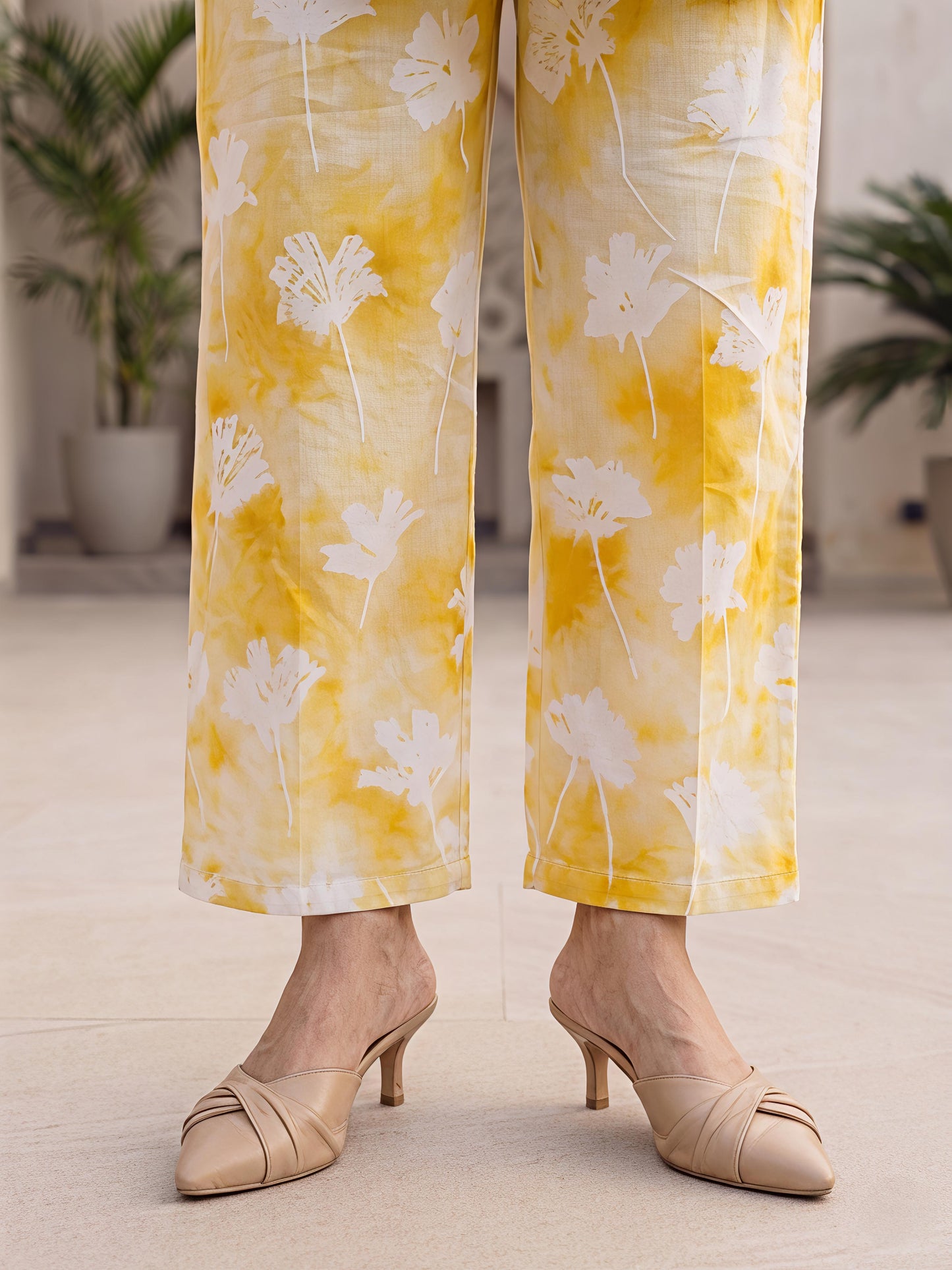 Yellow Floral Printed Rayon Blend V-Neck Kurta Palazzo Co-Ord Set