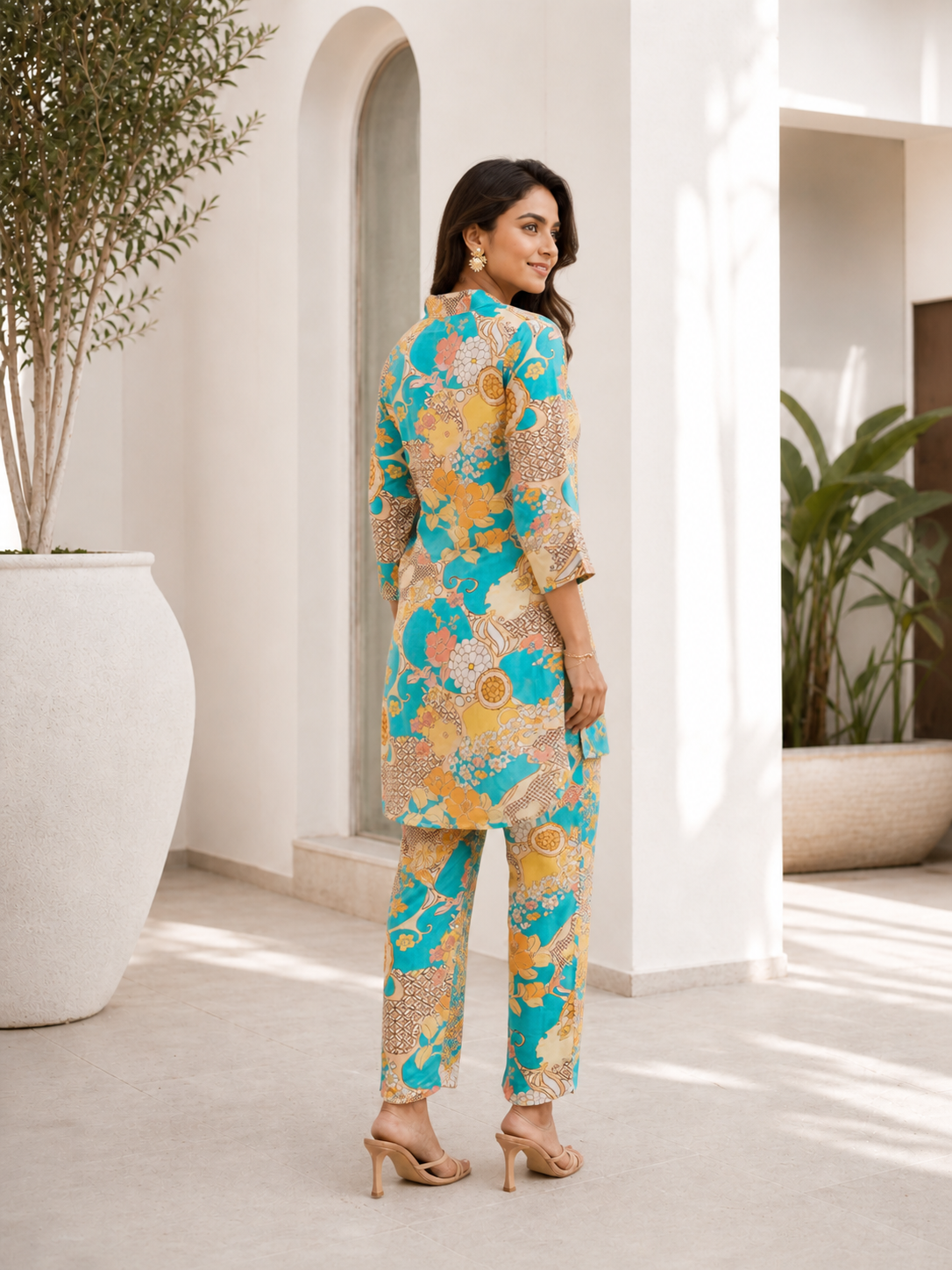 Sky Floral Rayon Blend V-Neck Casual Stylish Co-Ord Set