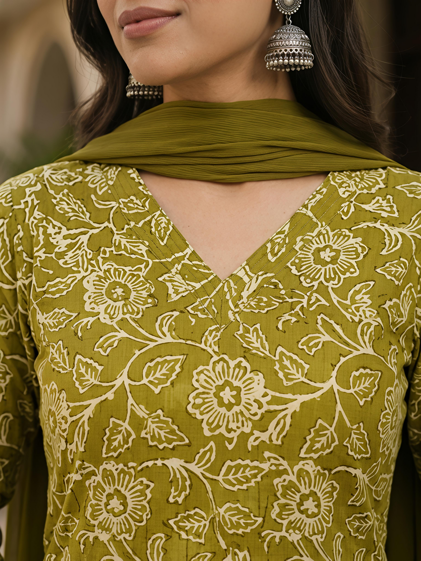 Green Printed V-Neck Ethnic Floral Kurta Set Stylish Outfit