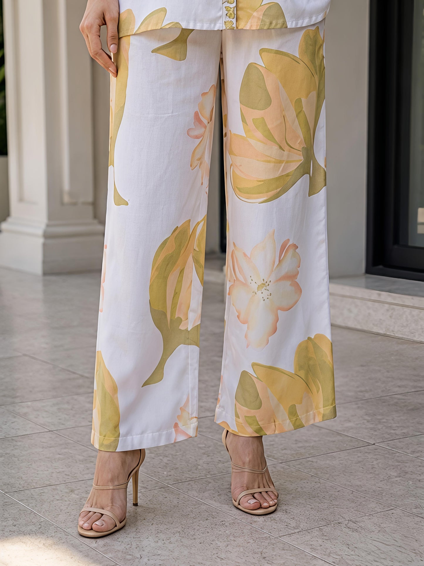 Yellow Floral Printed Collar Neck Kurta Pant Co-Ord Set