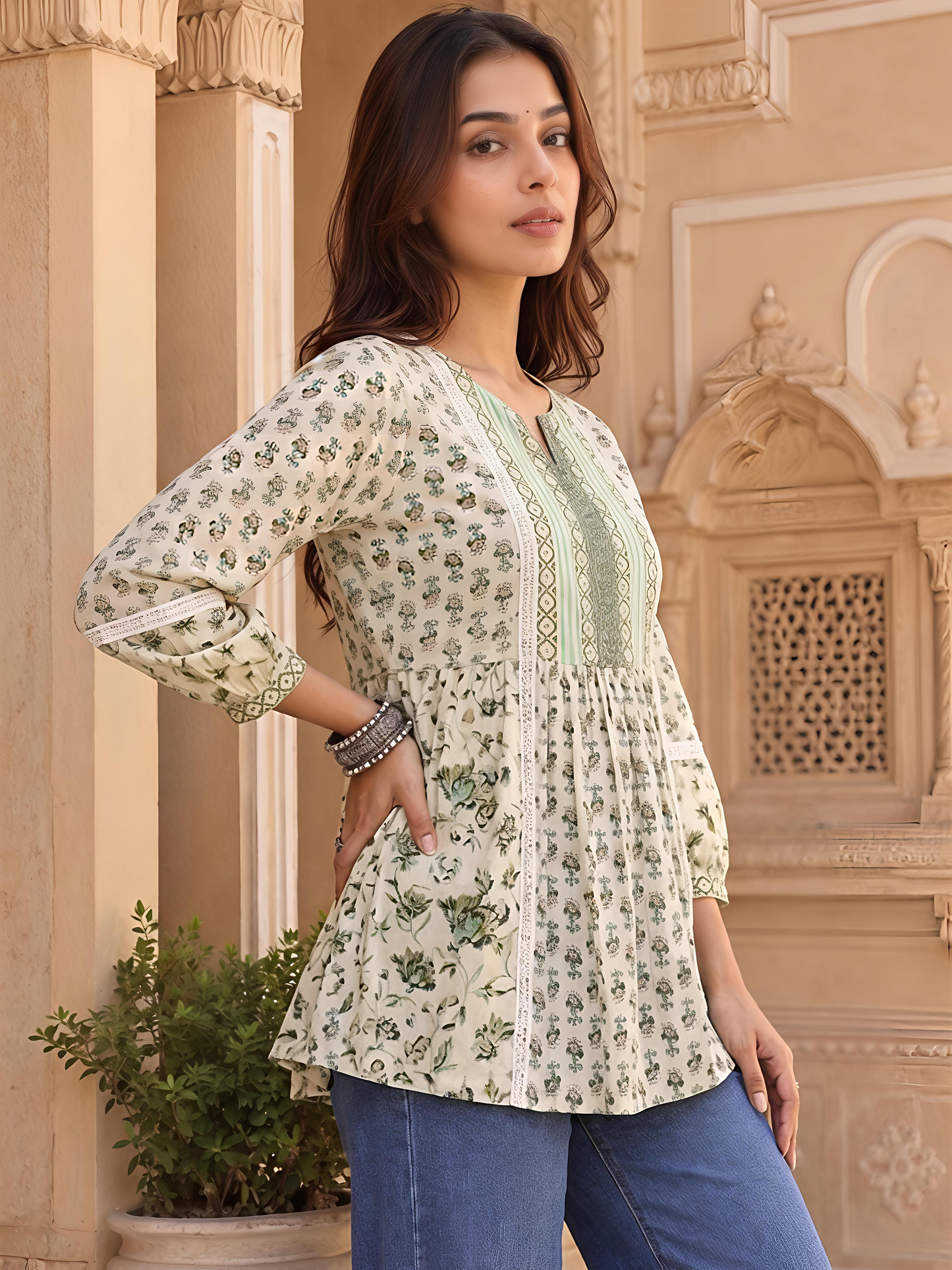 Green Floral Printed Puff Sleeve V Neck Casual Tunic Top