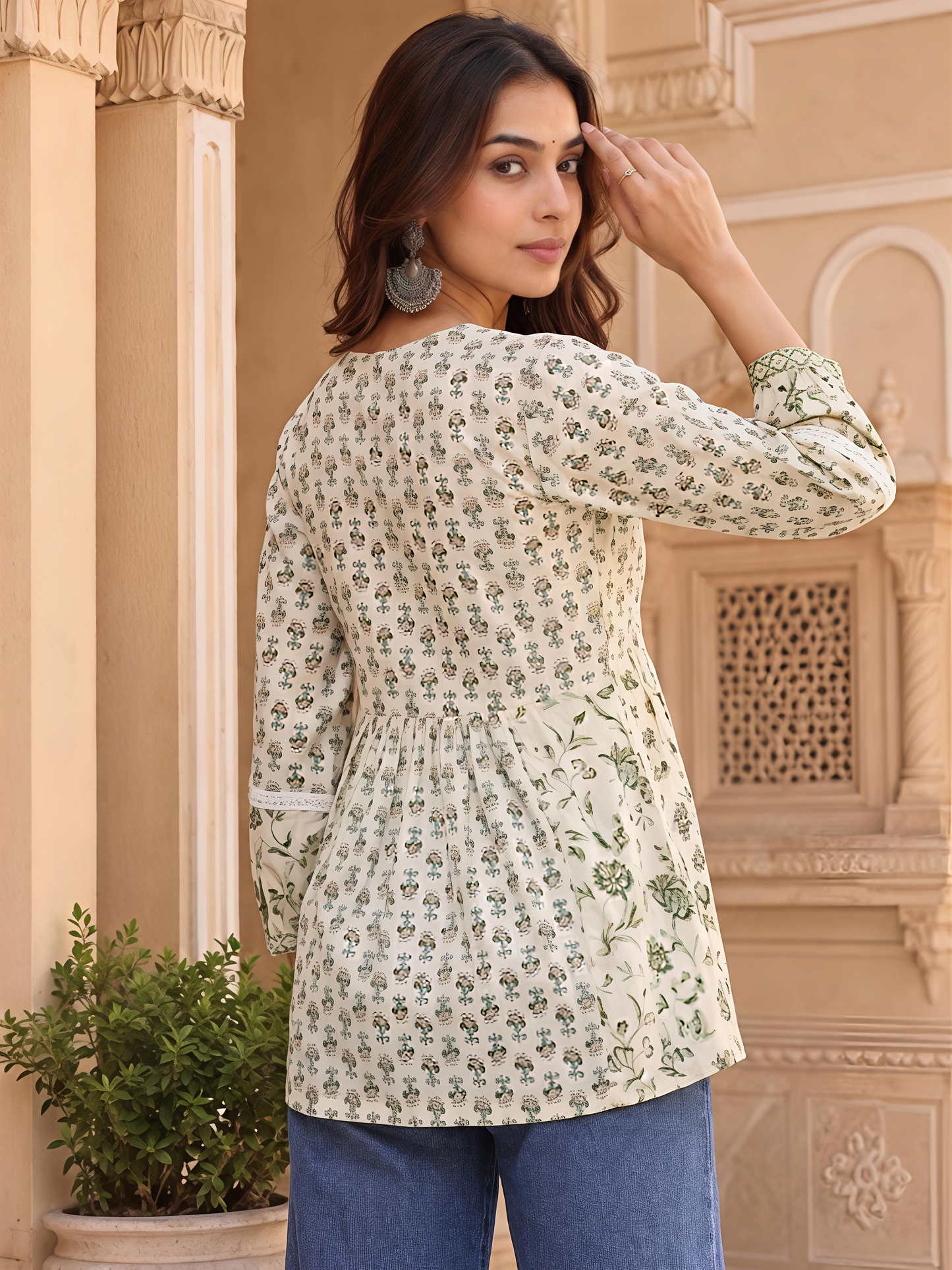 Green Floral Printed Puff Sleeve V Neck Casual Tunic Top